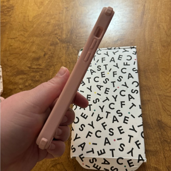 iPhone 14 Pro Max casetify case - Picture 6 of 6